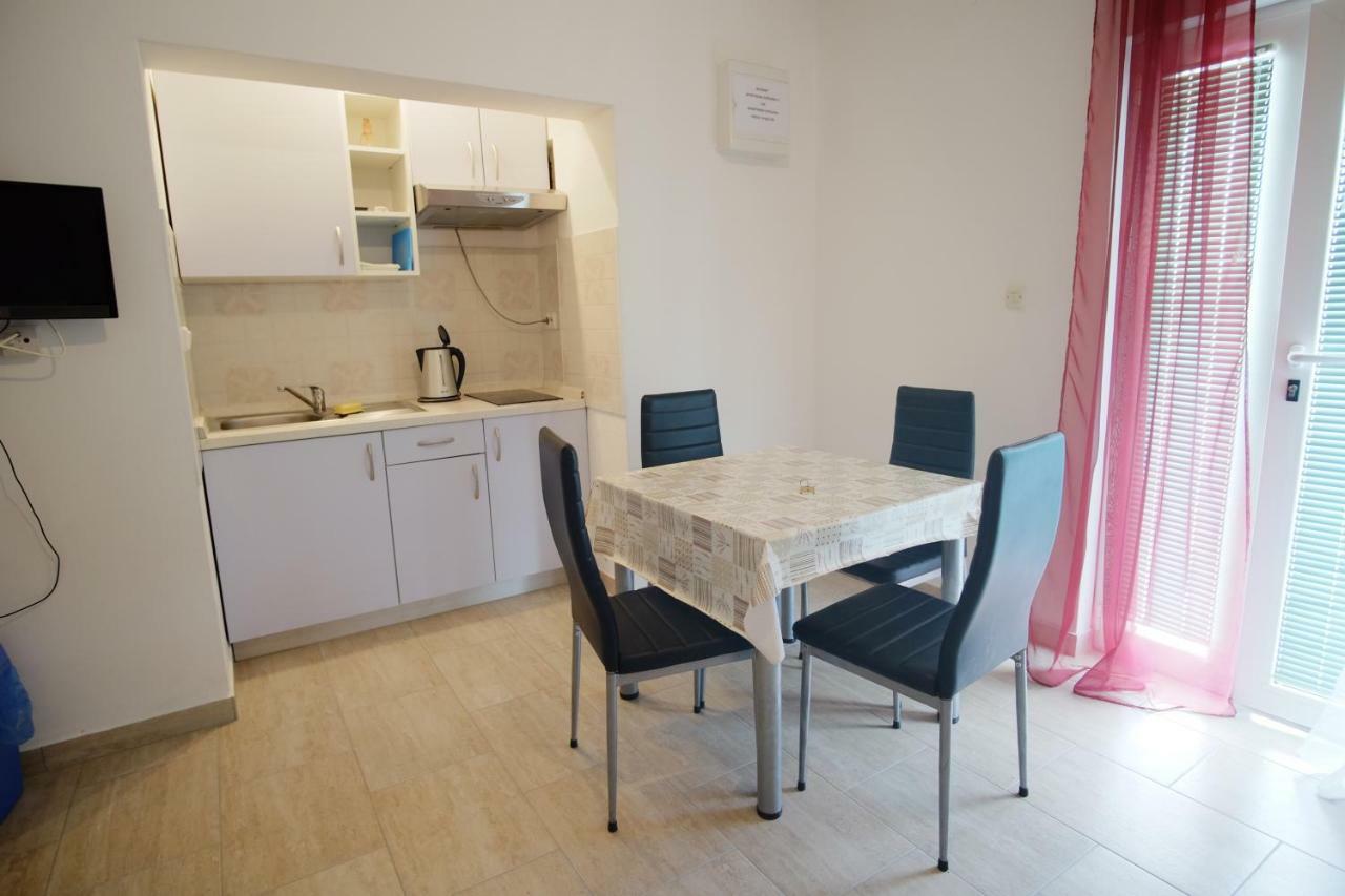 Apartment Gordana 德拉格 外观 照片