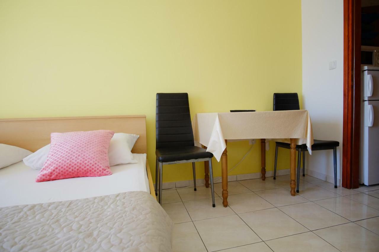Apartment Gordana 德拉格 外观 照片
